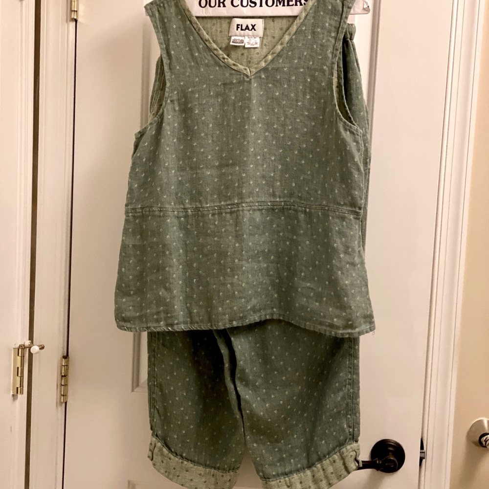 Flax by Jeanne Engelhart: matching top & bottom, green polka dot - size M